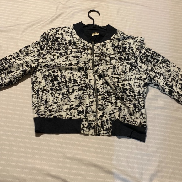 Hollister graffiti black and white bomber jacket - Picture 1 of 3